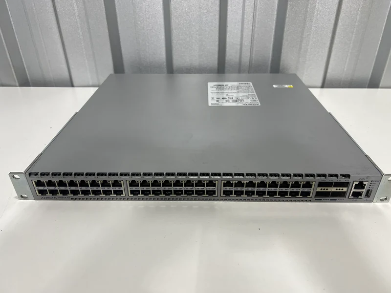 Switch Arista 7050TX-64